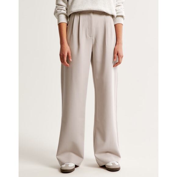 Abercrombie & Fitch Tan Khaki Sloane Pleated Wide Leg Dress Pants size 00 Short - Picture 1 of 13